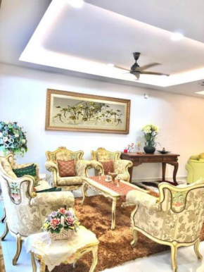 Homestay 7-12pax in Shah Alam